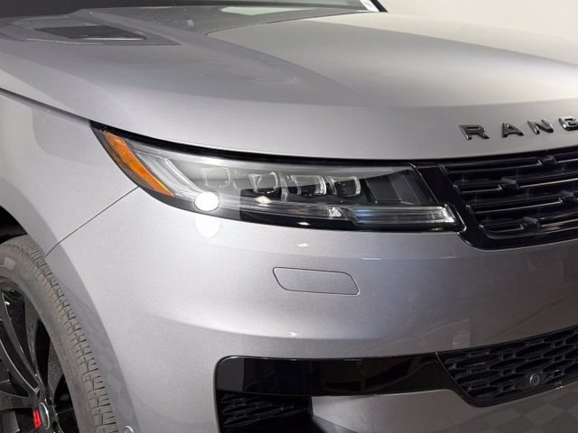 Certified 2025 Land Rover Range Rover Sport Dynamic SE AWD/4WD image 12