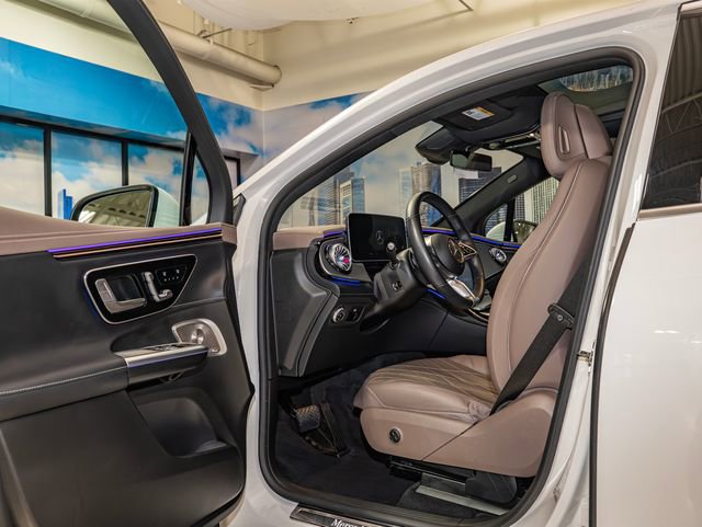 Certified 2023 Mercedes-Benz EQE 500 4MATIC SUV image 11