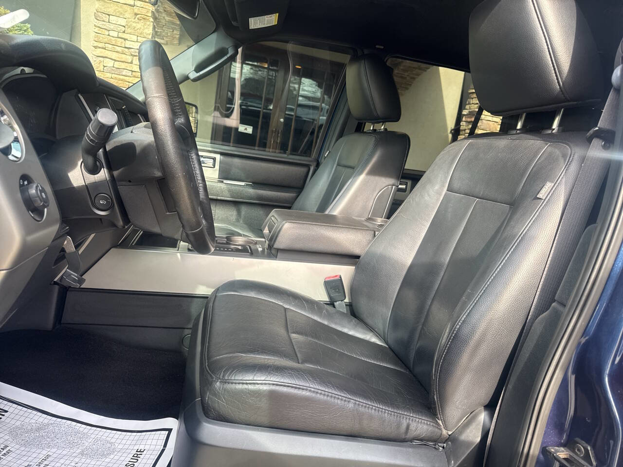 Used 2015 Ford Expedition XLT w/ Equipment Group 201A image 9