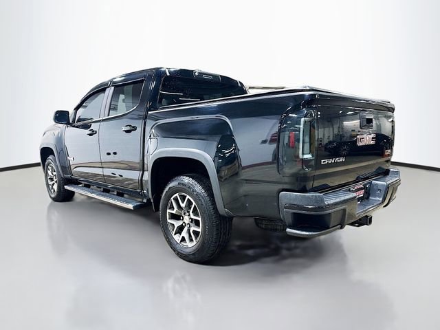 Used 2015 GMC Canyon SLE w/ All-Terrain Package image 9