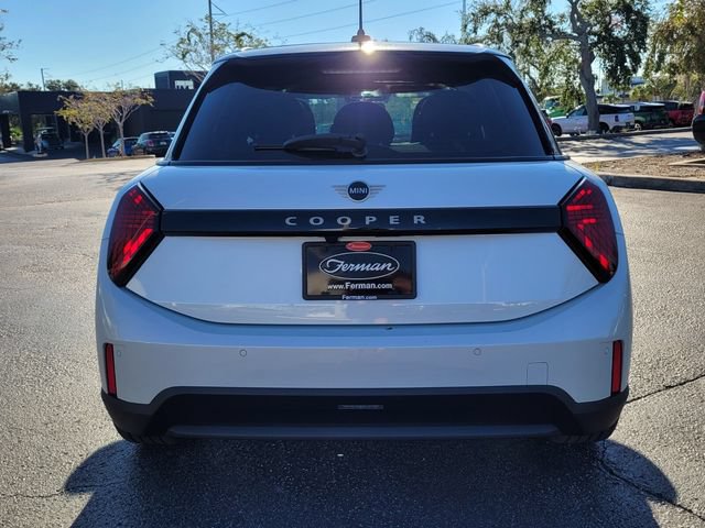 New 2026 MINI Cooper 4-Door Hardtop FWD image 6