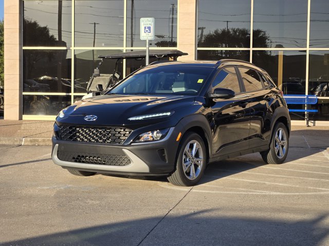 Certified 2023 Hyundai Kona SEL w/ Convenience Package AWD/4WD image 3