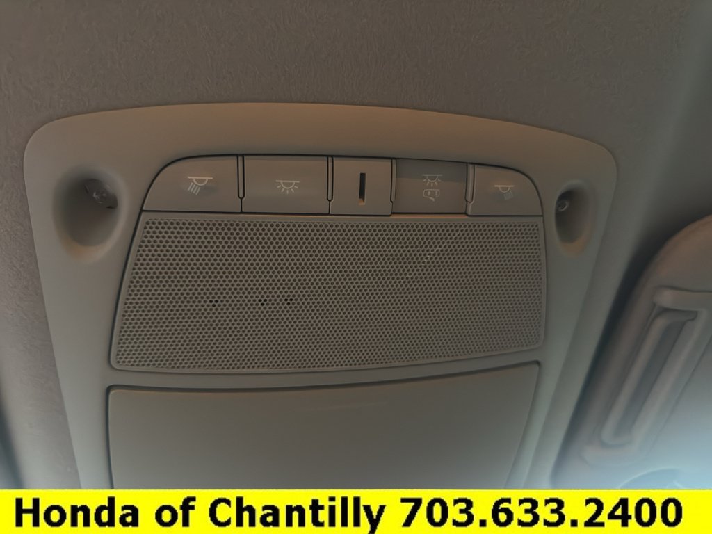 Used 2015 Nissan Sentra S FWD image 19