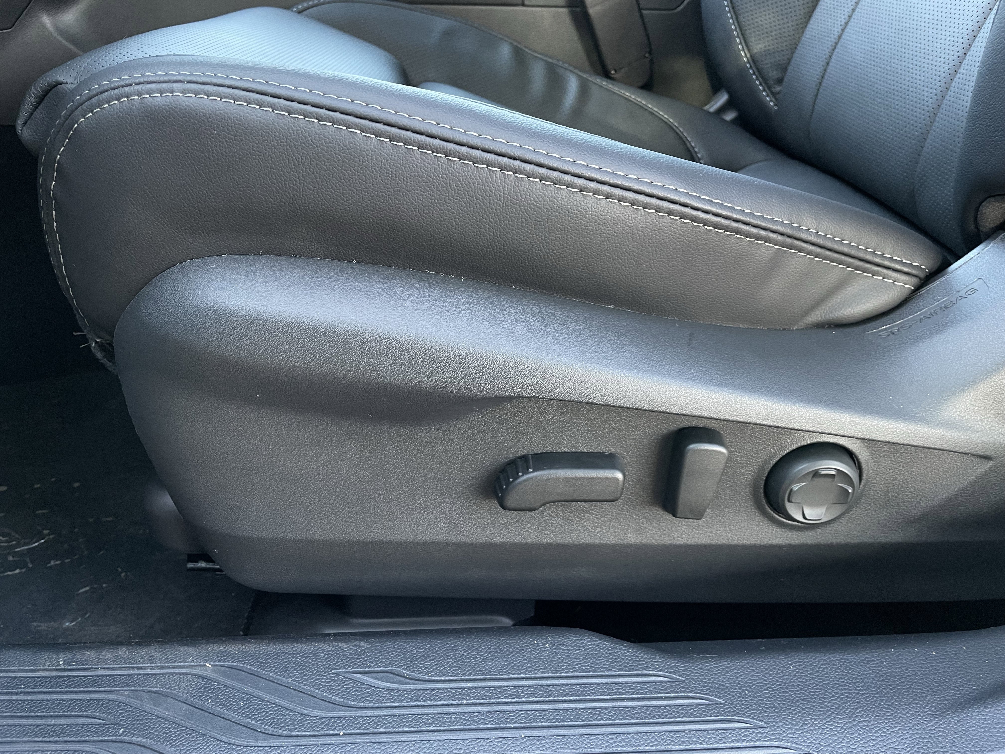 New 2025 Subaru Outback Touring XT image 17