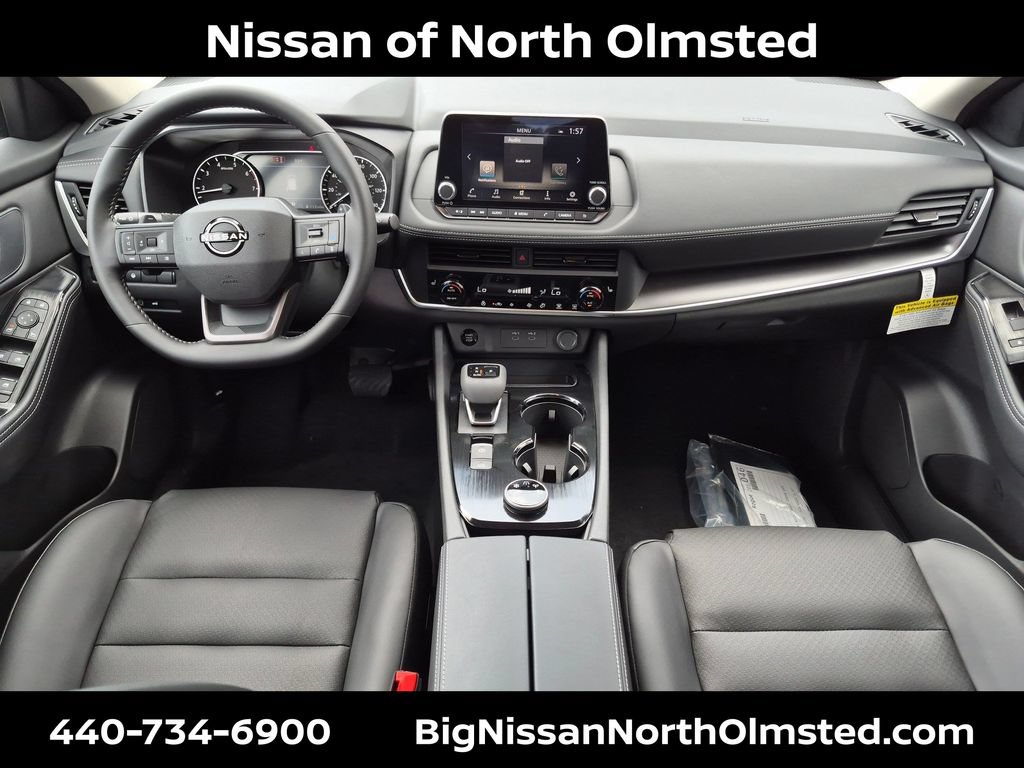 New 2026 Nissan Rogue Dark Armor AWD/4WD image 17
