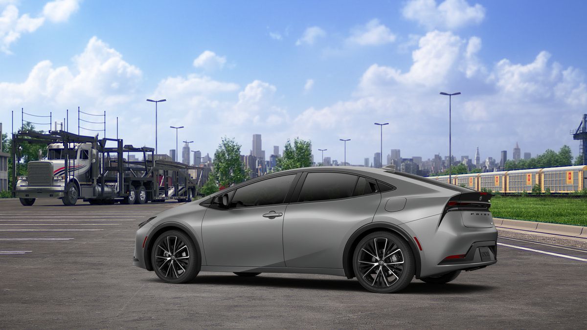 New 2027 Toyota Prius XLE FWD image 9