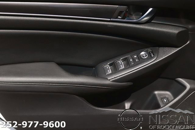 Used 2020 Honda Accord Sport image 10