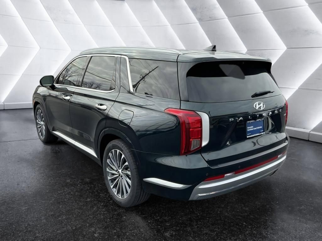 Used 2024 Hyundai Palisade Calligraphy image 8