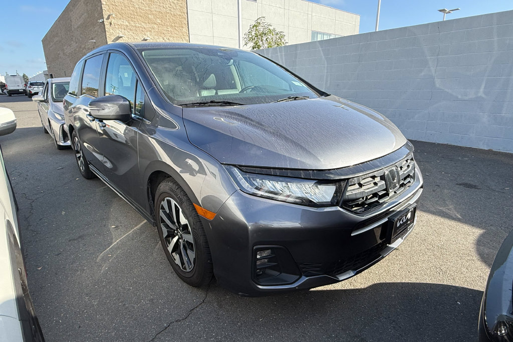 Used 2025 Honda Odyssey EX-L image 2