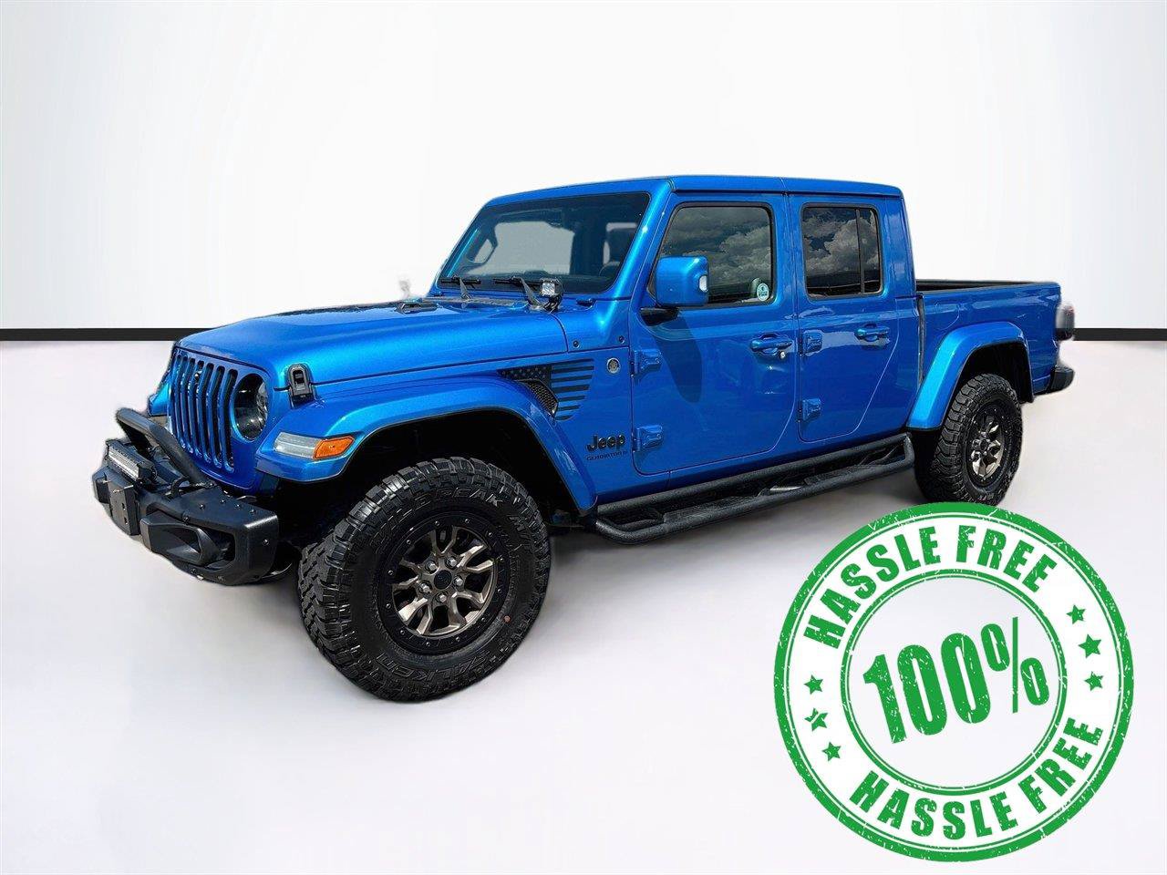 Used 2023 Jeep Gladiator Overland AWD/4WD image 3