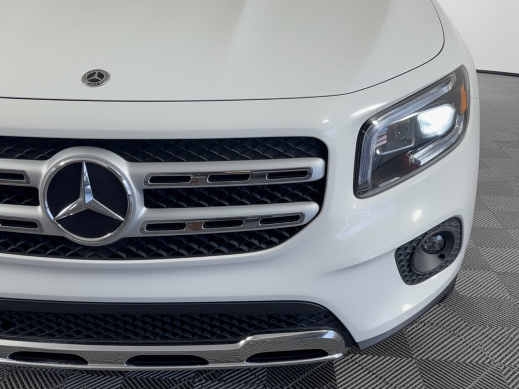 Used 2021 Mercedes-Benz GLB 250 image 12