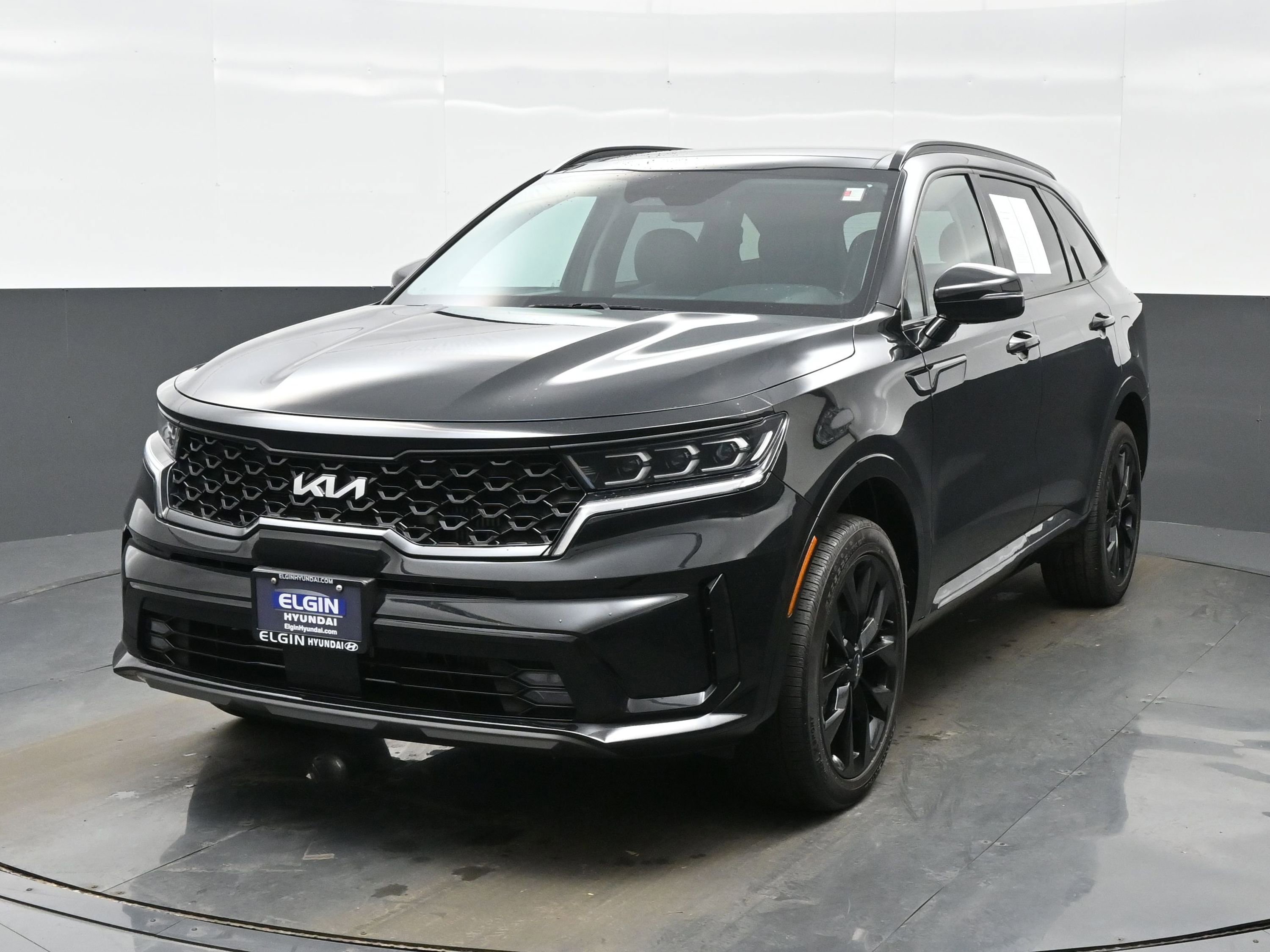 Used 2023 Kia Sorento SX