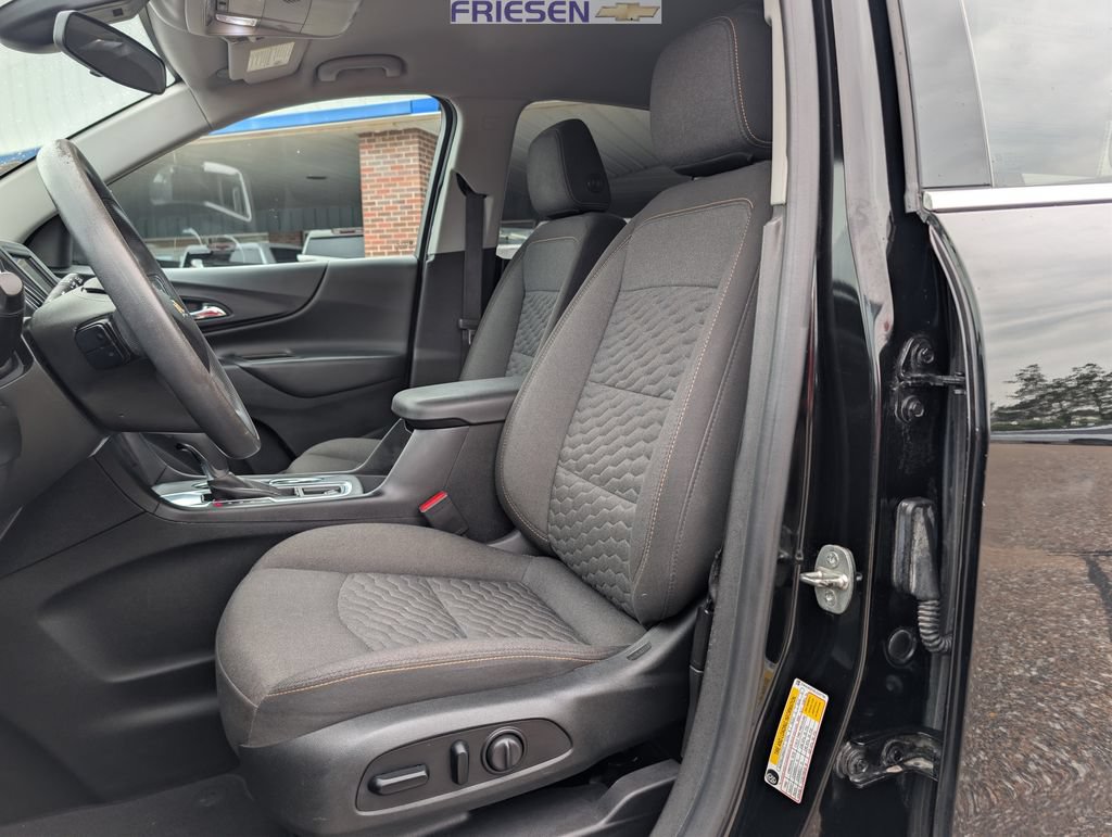 Used 2020 Chevrolet Equinox LT FWD image 9