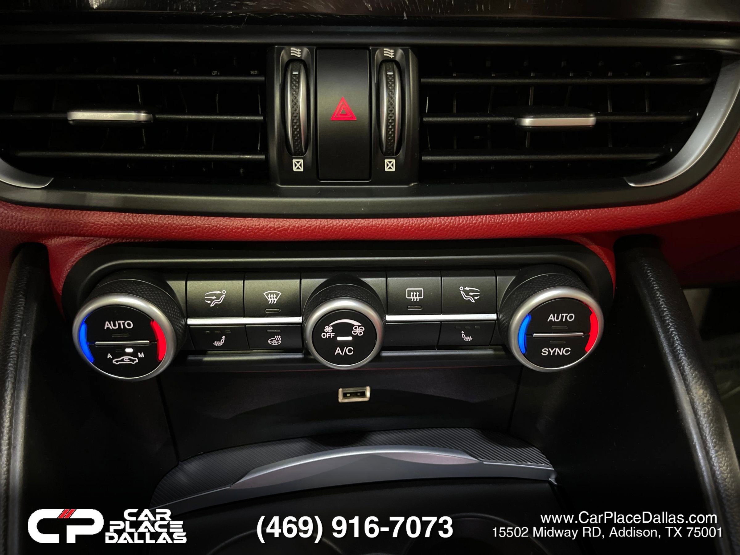Used 2019 Alfa Romeo Giulia Ti Sport w/ Quick Order Package 22S Sport AWD/4WD image 33