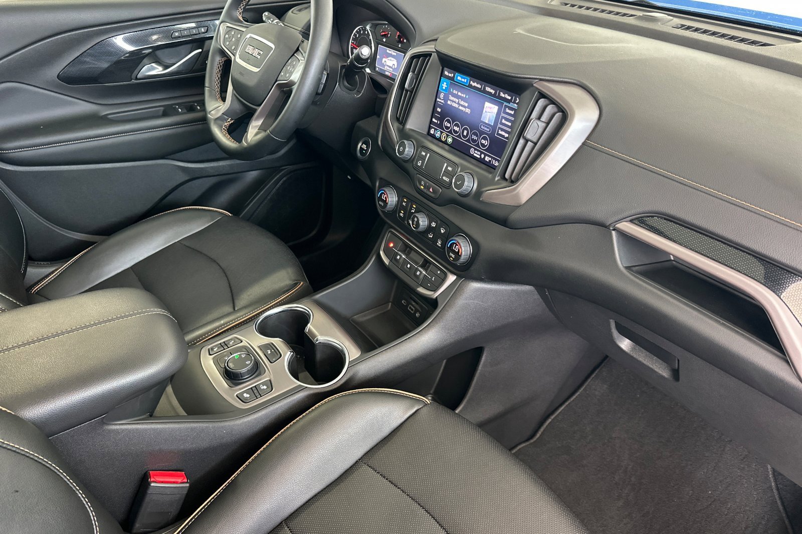 Used 2024 GMC Terrain AT4 w/ Tech Package image 16