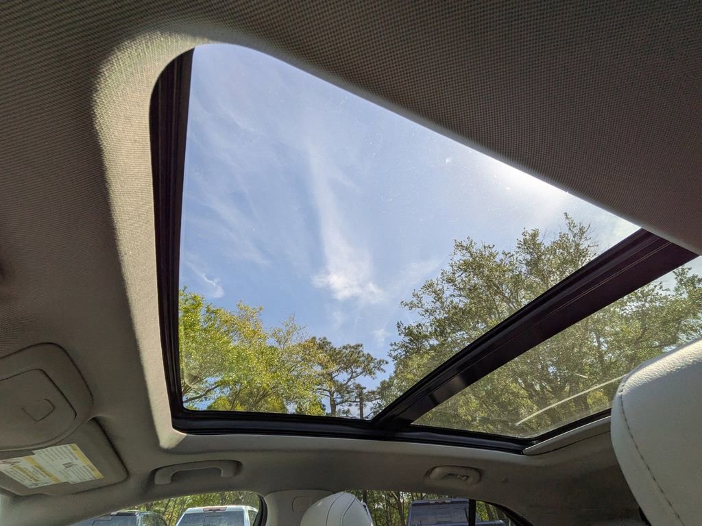 Used 2019 Cadillac XT4 Luxury image 23