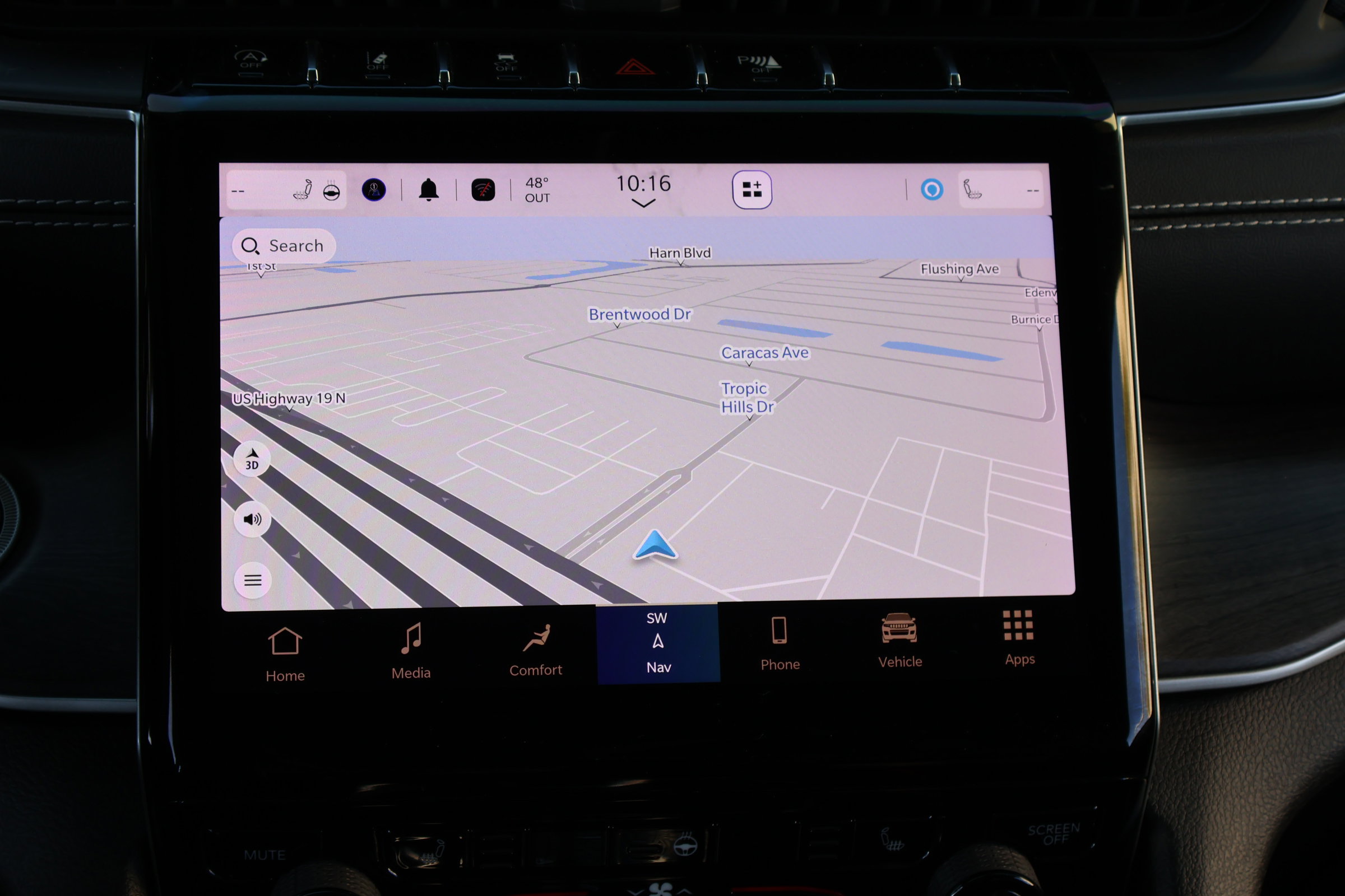 Used 2022 Jeep Grand Cherokee L Limited image 3