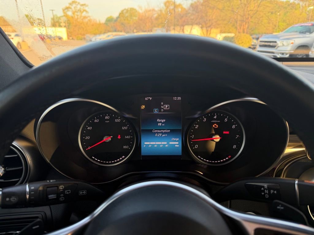 Used 2022 Mercedes-Benz GLC 300 w/ Premium Package Lite image 17