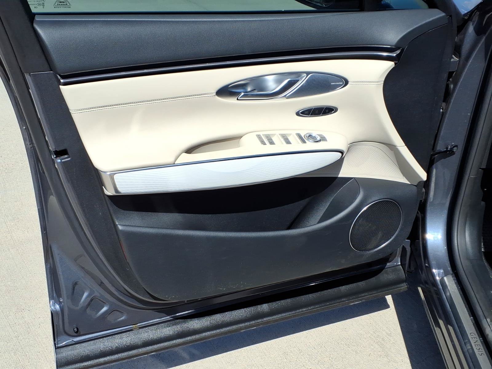 Certified 2026 Genesis GV70 2.5T Advanced AWD/4WD image 20