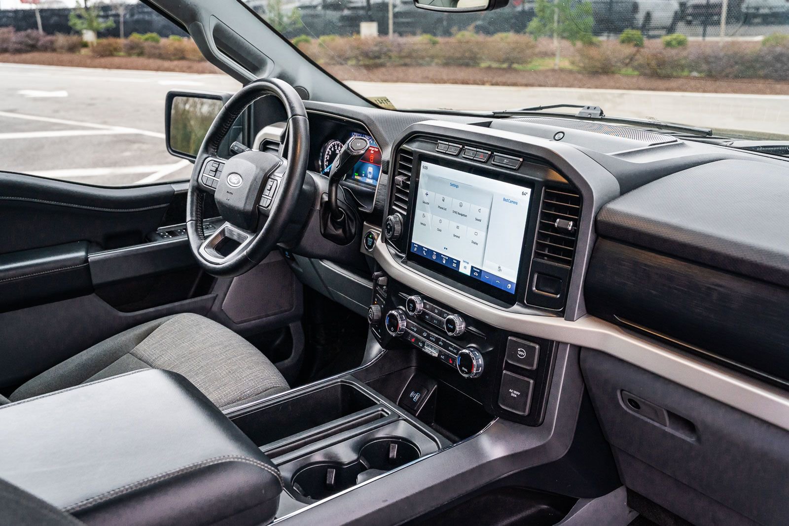 Used 2021 Ford F150 XLT w/ Equipment Group 302A High image 12