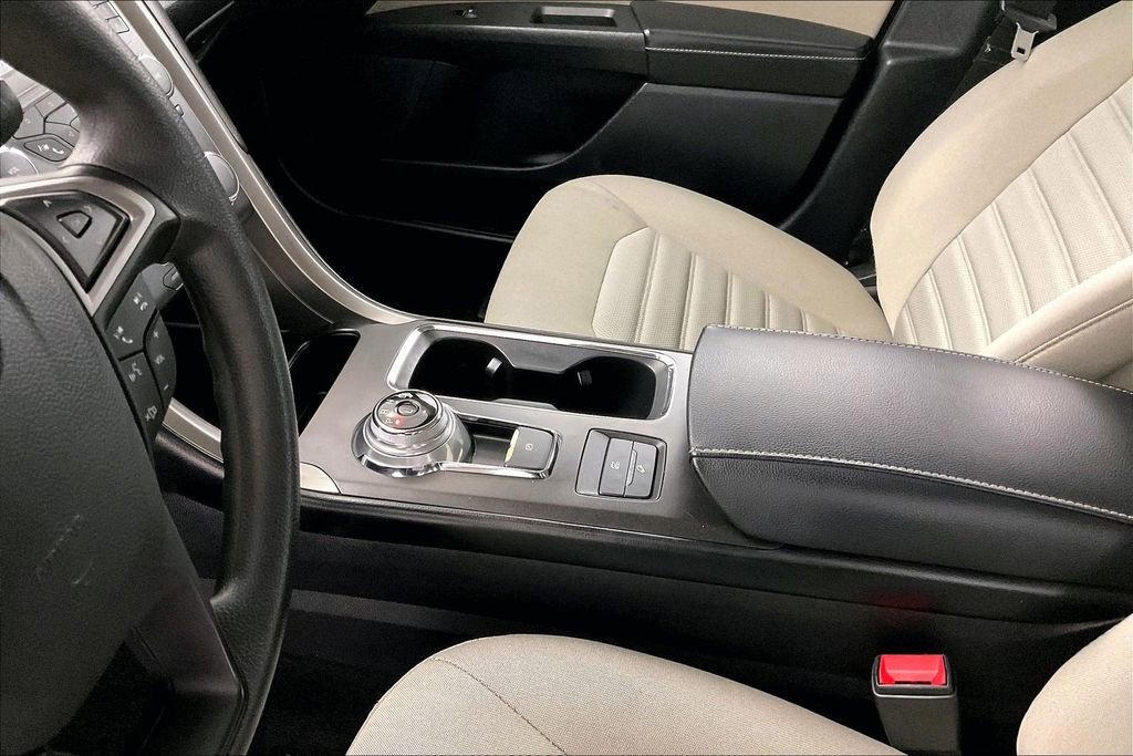 Used 2018 Ford Fusion S image 16