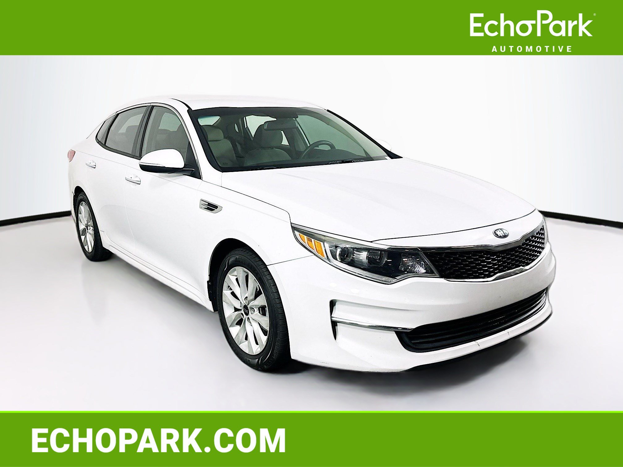Used 2018 Kia Optima LX w/ 17" Alloy Wheels Package FWD image 1