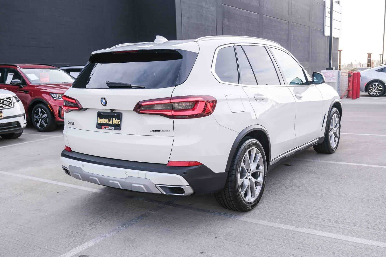 Used 2021 BMW X5 xDrive40i w/ Convenience Package AWD/4WD image 4