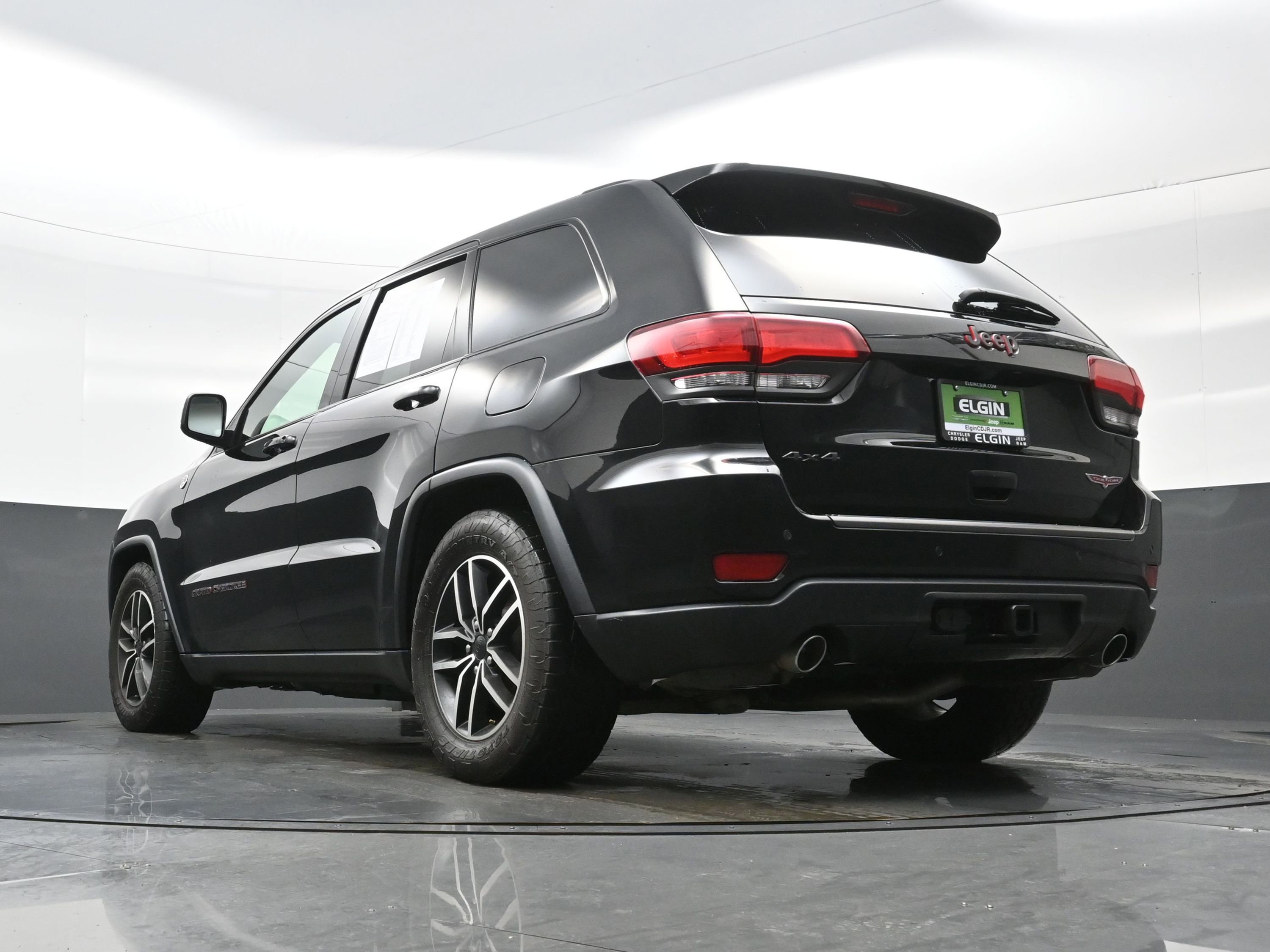 Used 2020 Jeep Grand Cherokee Trailhawk AWD/4WD image 28