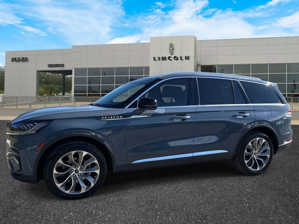 New 2026 Lincoln Aviator Reserve image 7