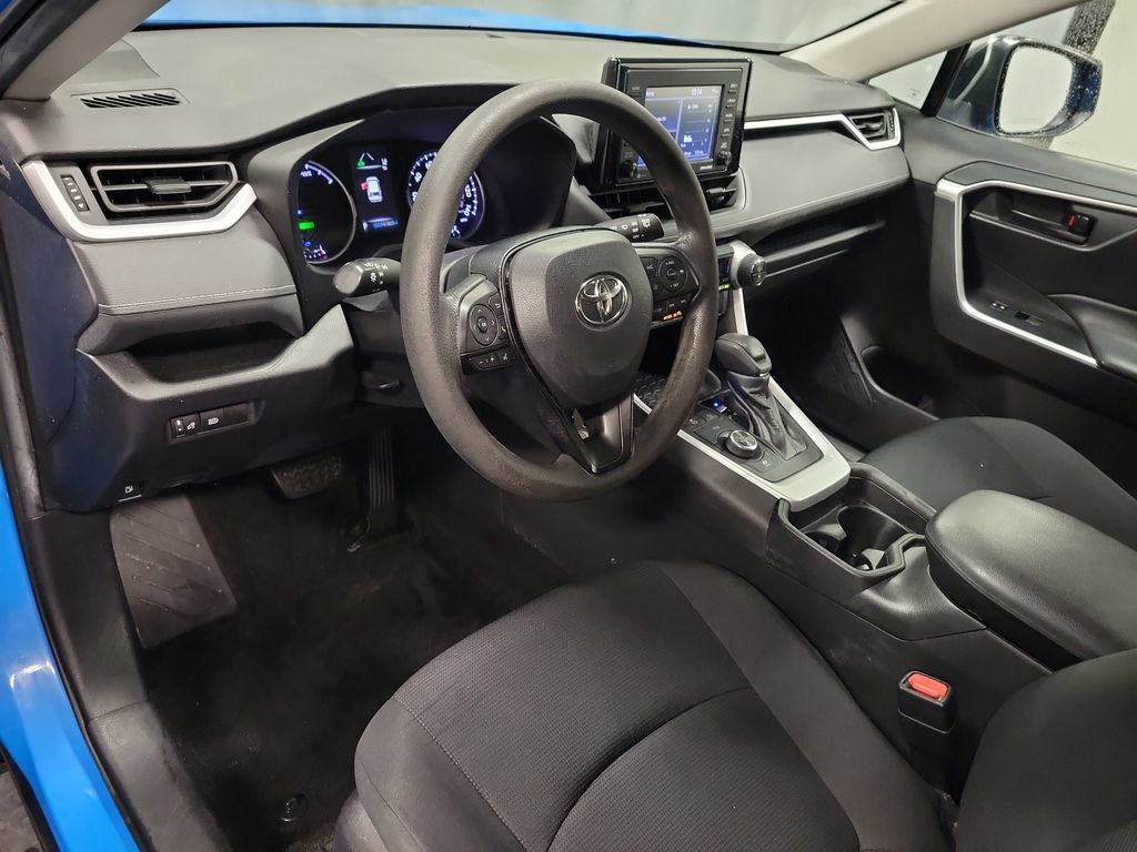 Used 2021 Toyota RAV4 LE AWD/4WD image 15