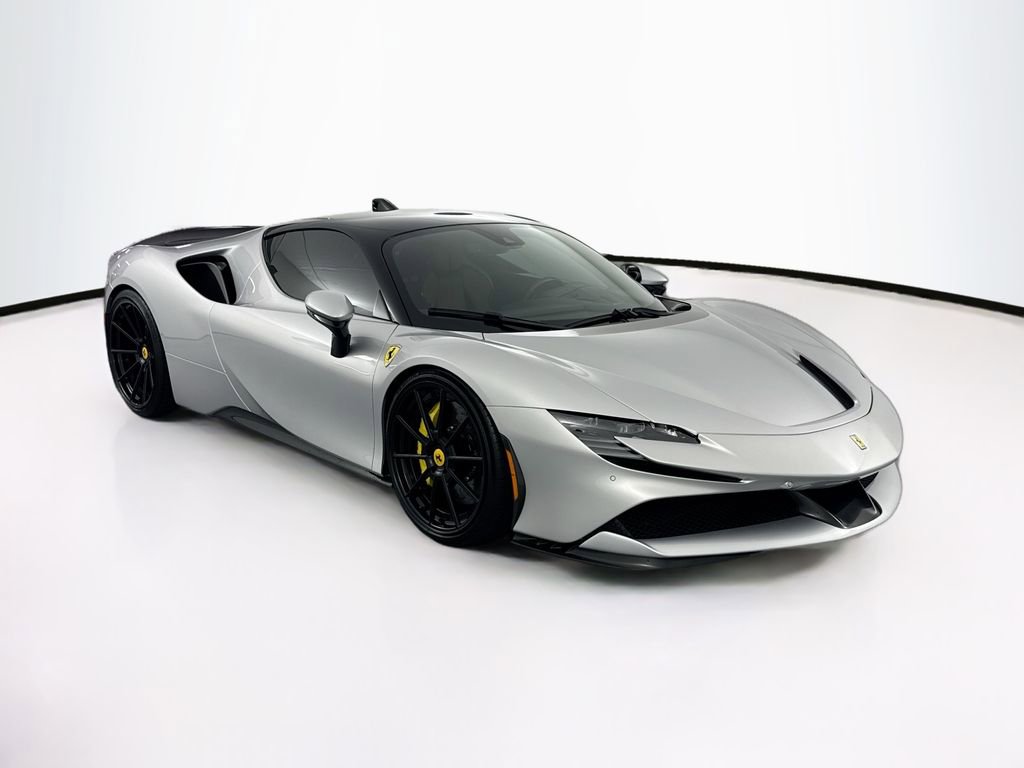 Used 2021 Ferrari SF90 Stradale image 3