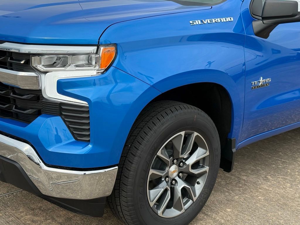 New 2026 Chevrolet Silverado 1500 LT image 2