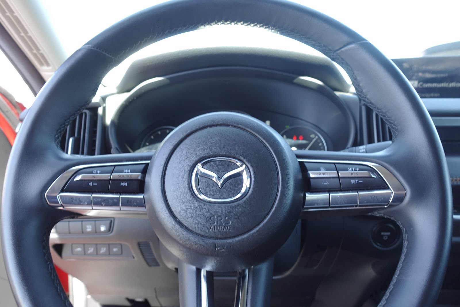 Used 2025 MAZDA CX-50 AWD 2.5 Hybrid w/ Premium Pkg image 19