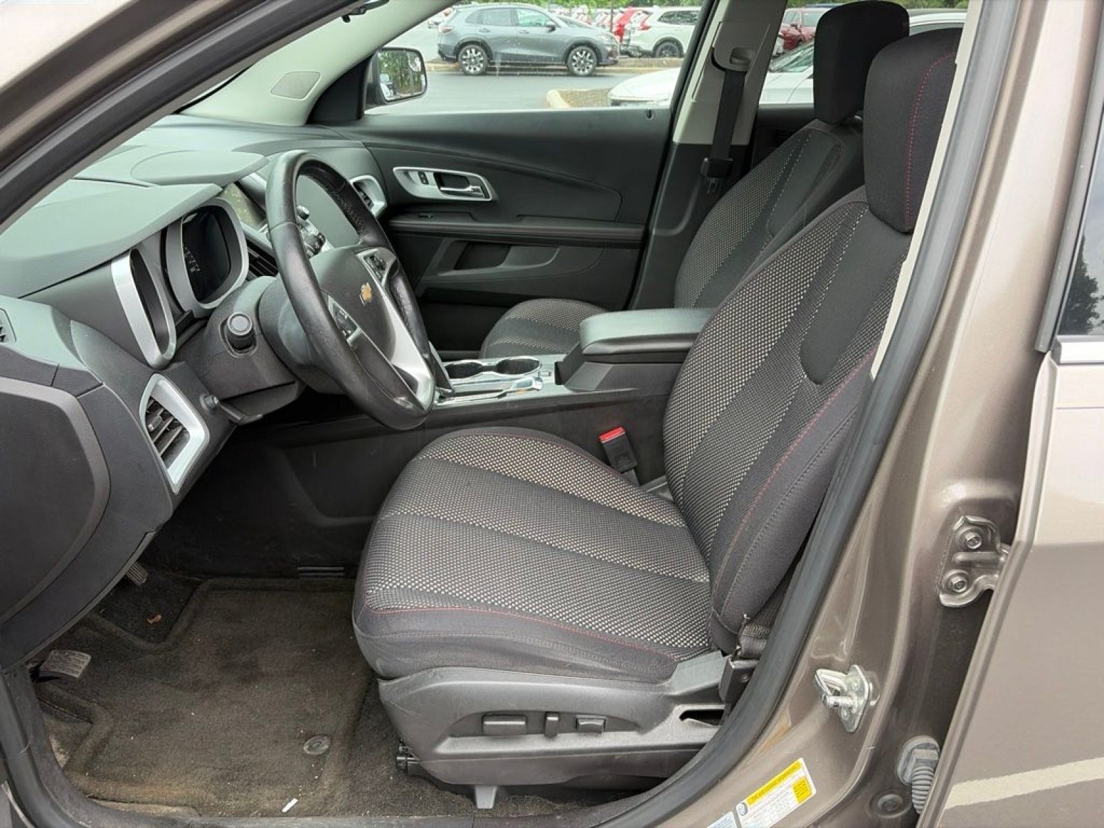 Used 2012 Chevrolet Equinox LT w/ Driver Convenience Package FWD image 10