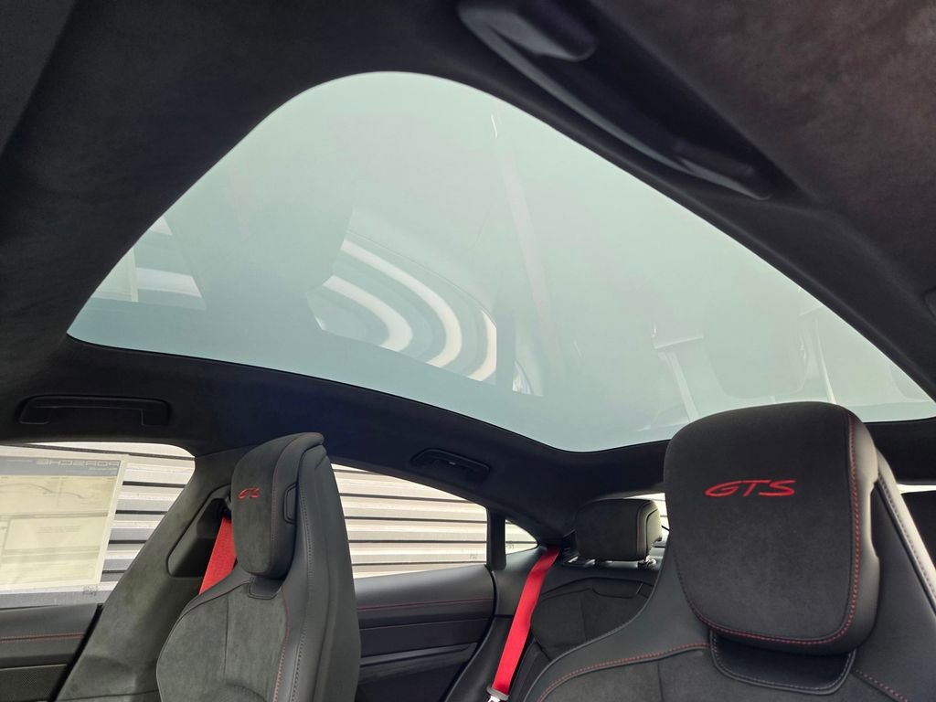 New 2026 Porsche Taycan GTS AWD/4WD image 21