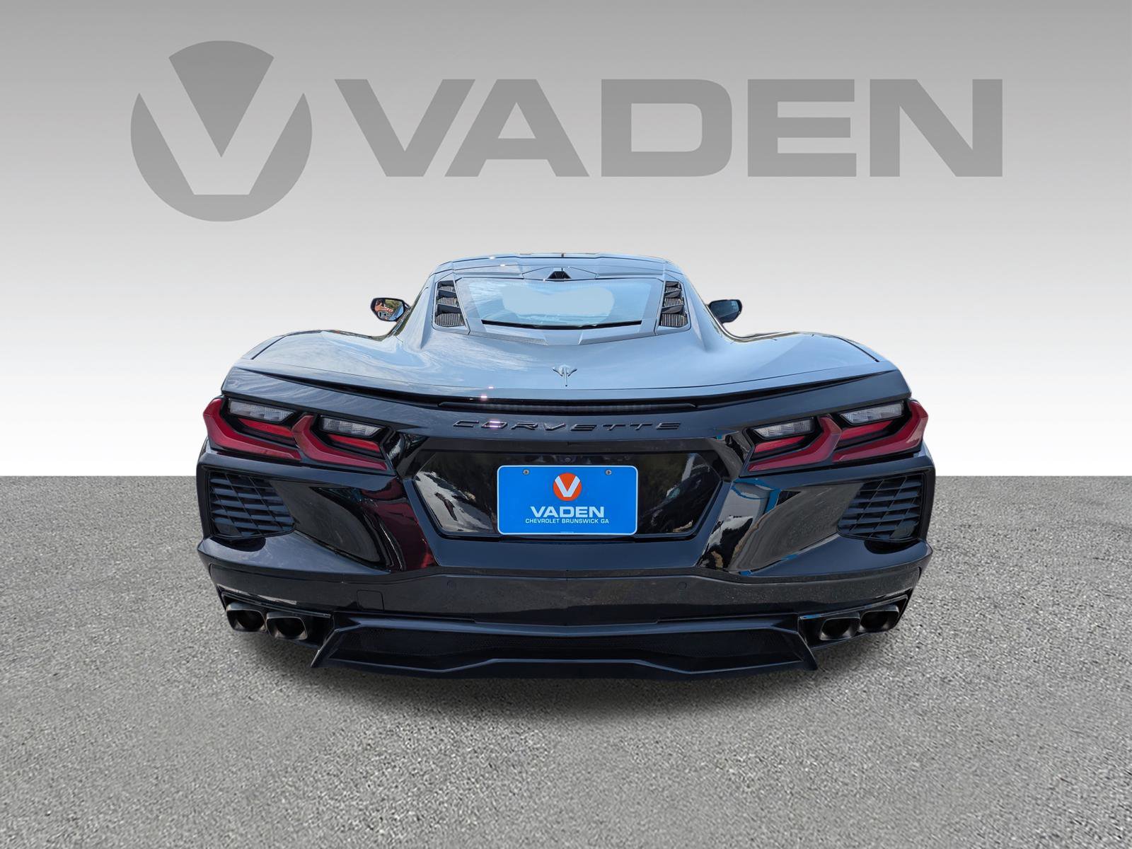 Used 2025 Chevrolet Corvette Stingray Coupe w/ 1LT RWD image 23