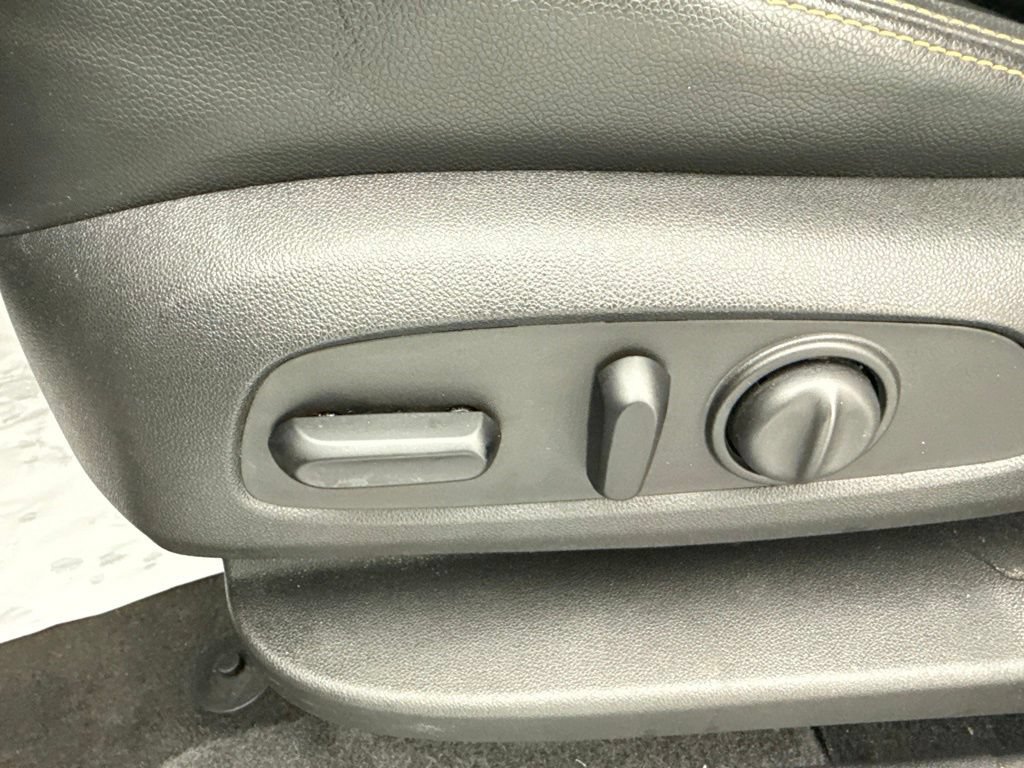 Used 2020 GMC Terrain SLT w/ Preferred Package FWD image 19
