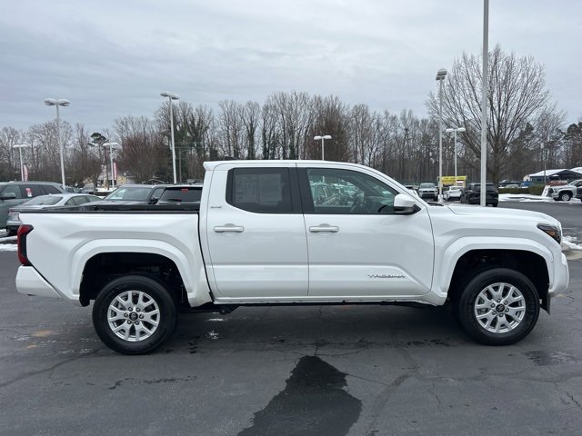 Used 2024 Toyota Tacoma SR5 image 4