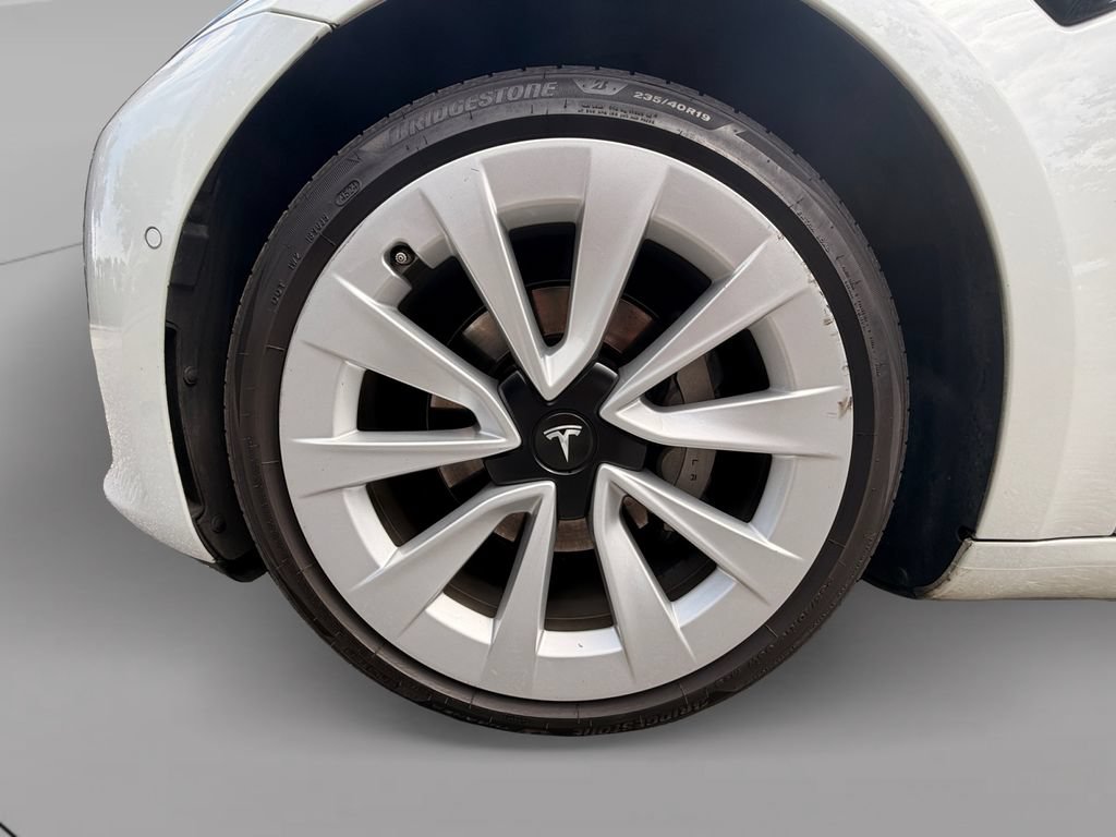 Used 2021 Tesla Model 3 Long Range AWD/4WD image 32