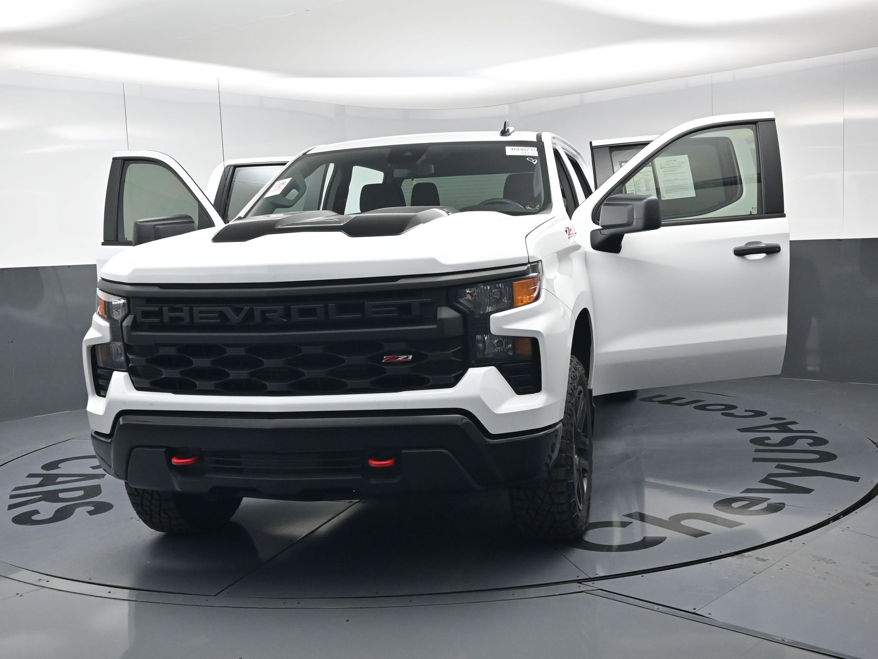 Used 2024 Chevrolet Silverado 1500 Custom Trail Boss w/ LPO, Dark Essentials Package image 38