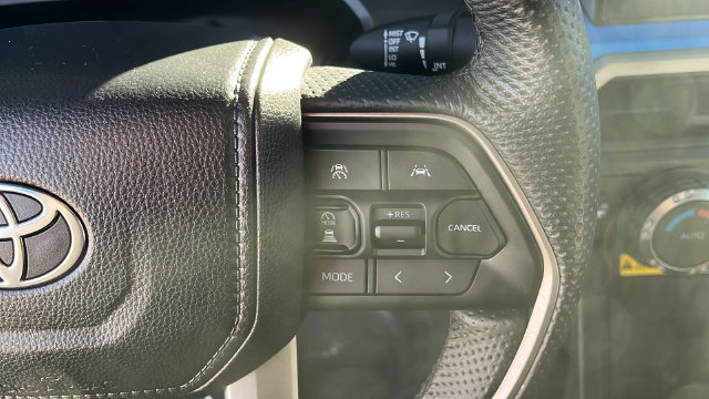 Used 2025 Toyota Tacoma TRD Sport w/ TRD Sport Upgrade Package AWD/4WD image 10