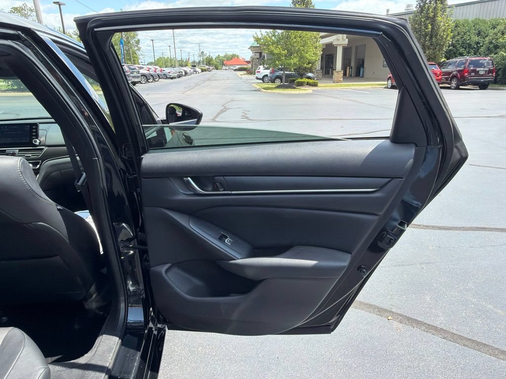 Used 2020 Honda Accord Sport image 39