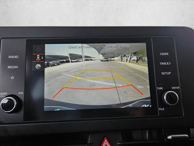 Used 2025 Kia Sportage LX image 12