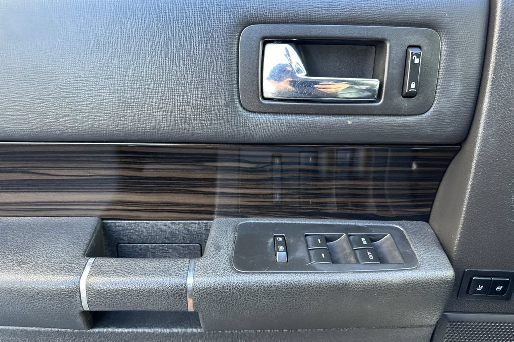 Used 2019 Ford Flex SEL w/ Equipment Group 202A AWD/4WD image 11