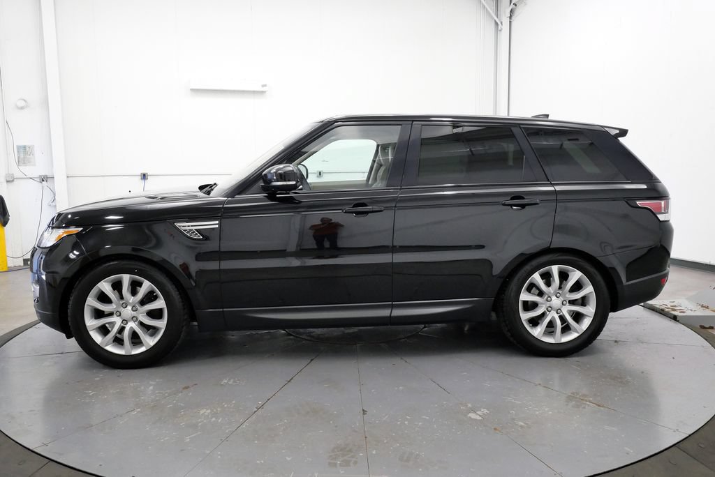 Used 2017 Land Rover Range Rover Sport HSE AWD/4WD image 4