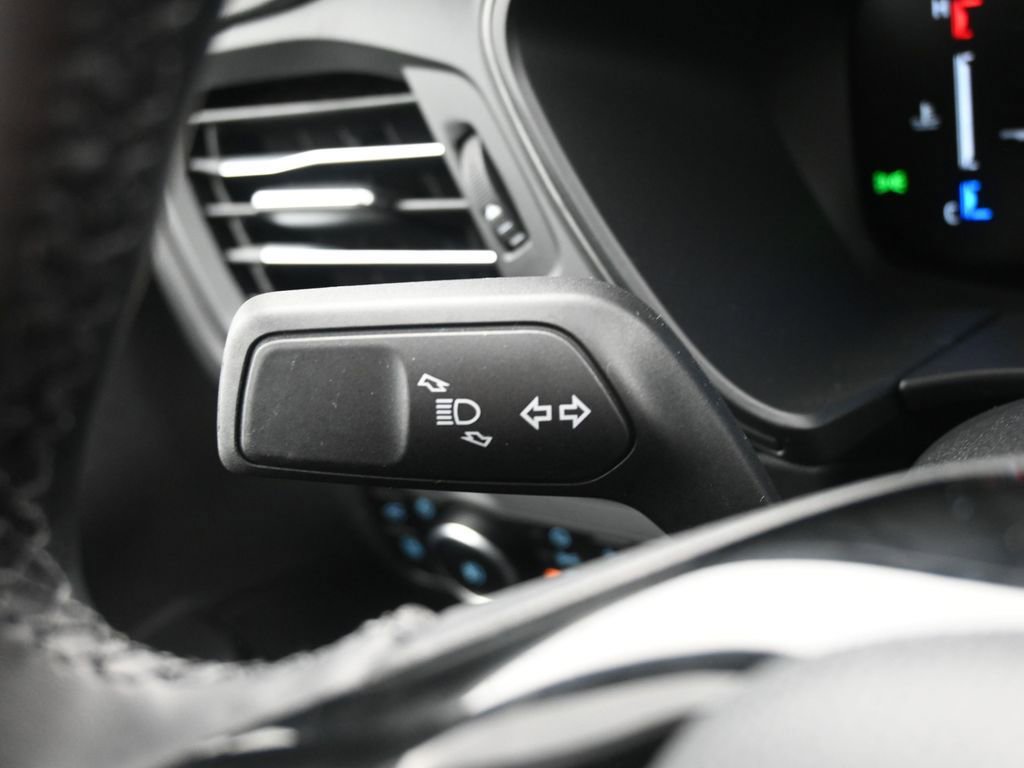 New 2026 Ford Escape SE w/ Class II Trailer Tow Package image 21