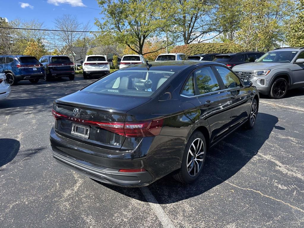 New 2026 Volkswagen Jetta SE image 7