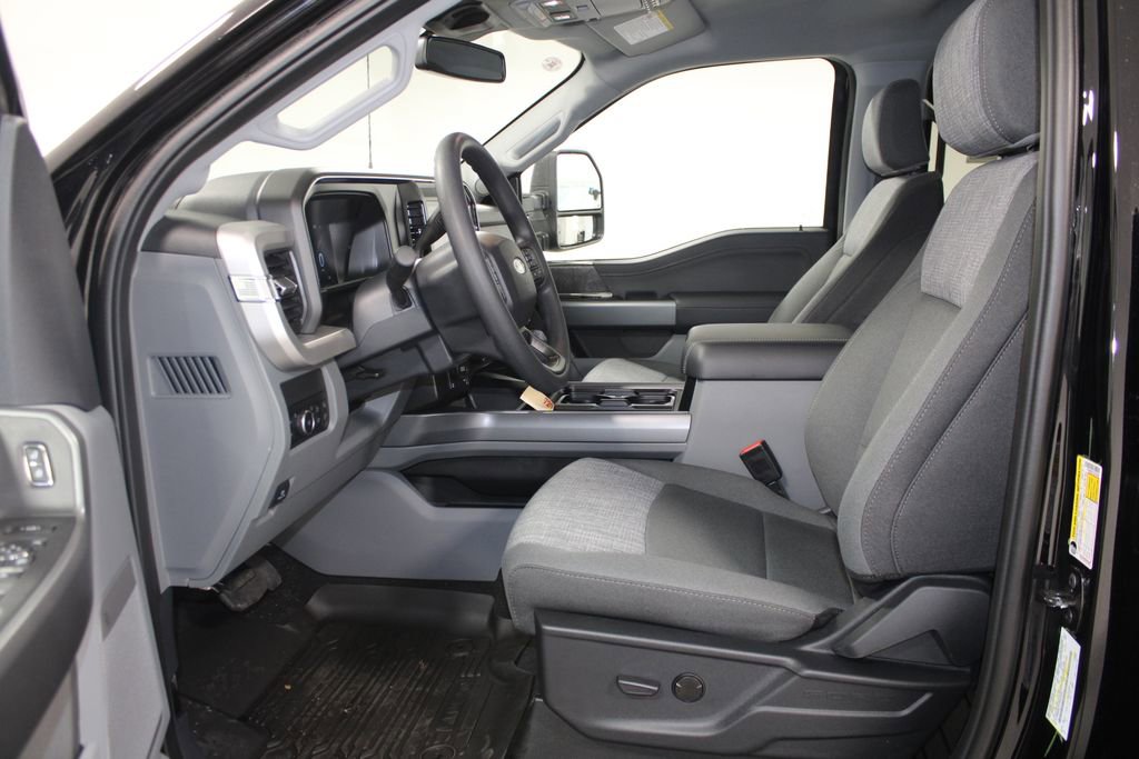 New 2026 Ford F250 XLT w/ XLT Premium Package image 26