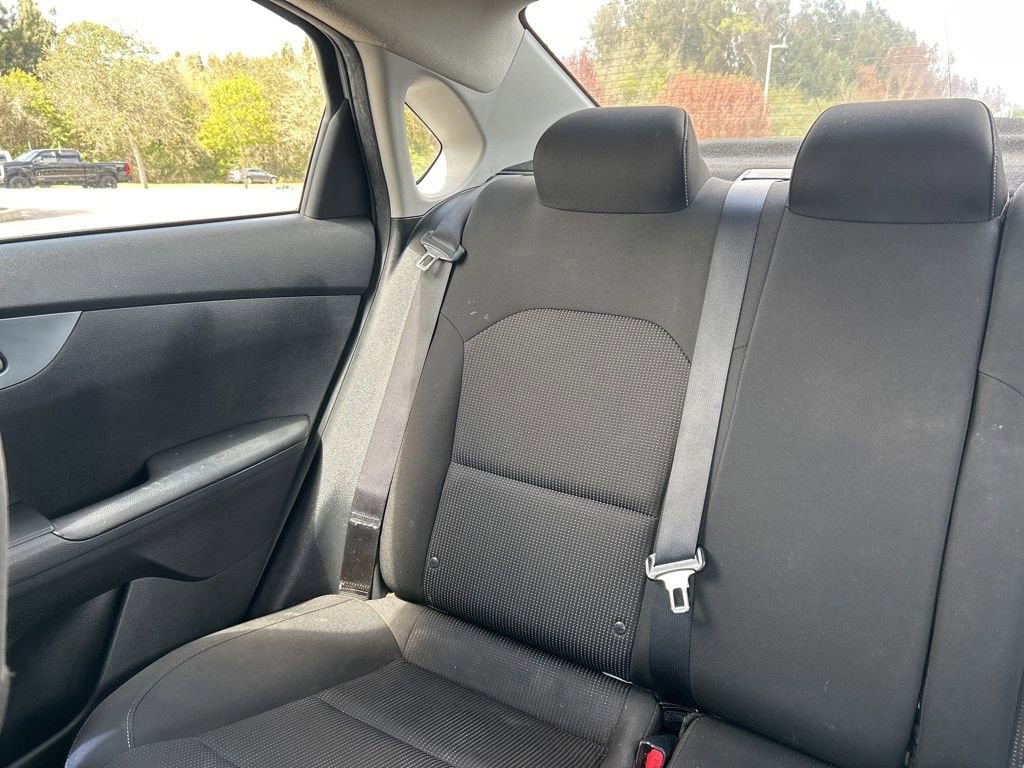 Used 2021 Kia Forte LXS image 12