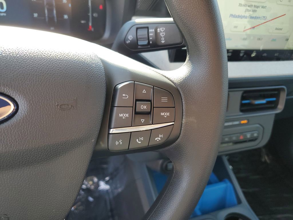 New 2025 Ford Maverick XLT w/ Equipment Group 301A image 18